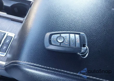 2020 Ford Expedition Limited from USA, damaged, VIN 1FMJU2AT3LEA72276